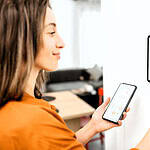 How Can Smart Thermostats Reduce Your AC Costs